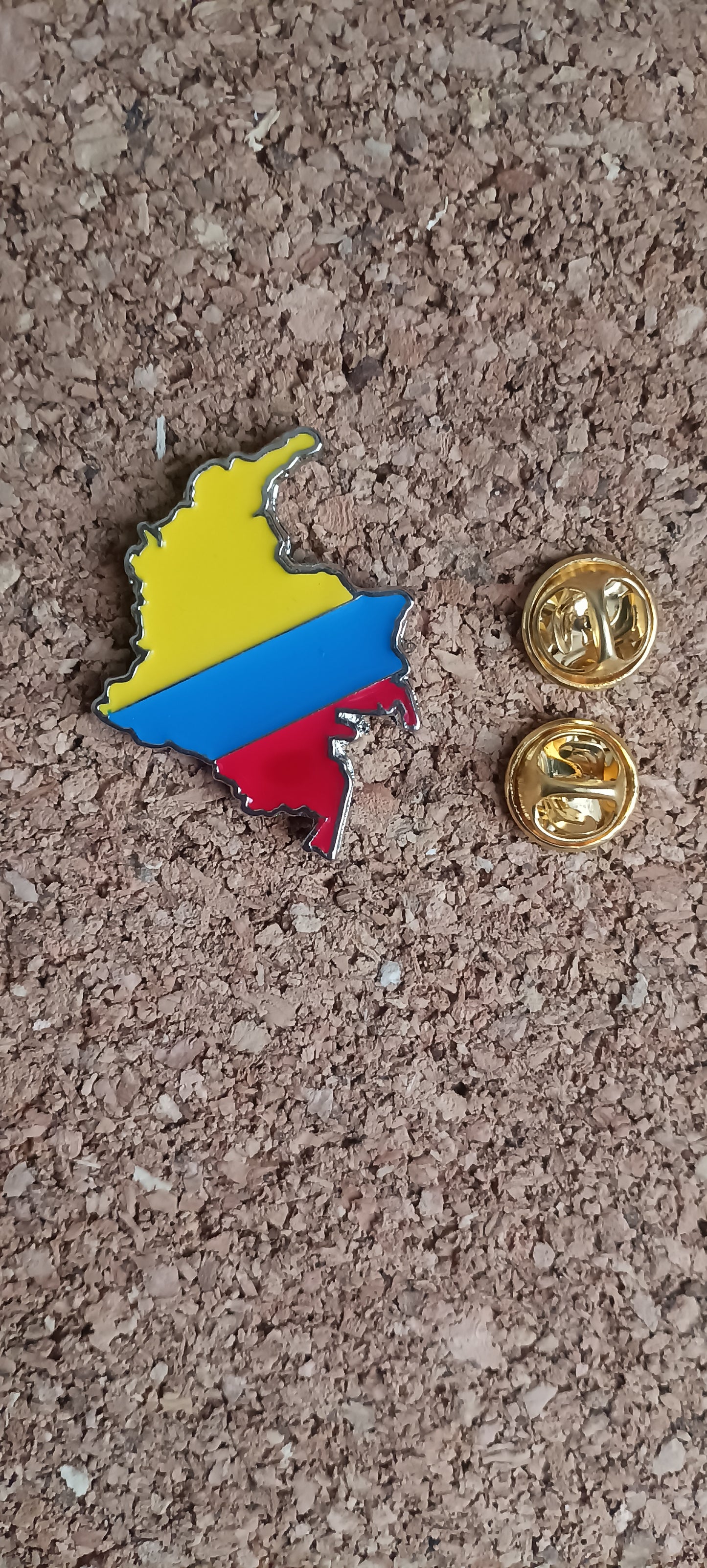 Pin Mapa De Colombia Metálico