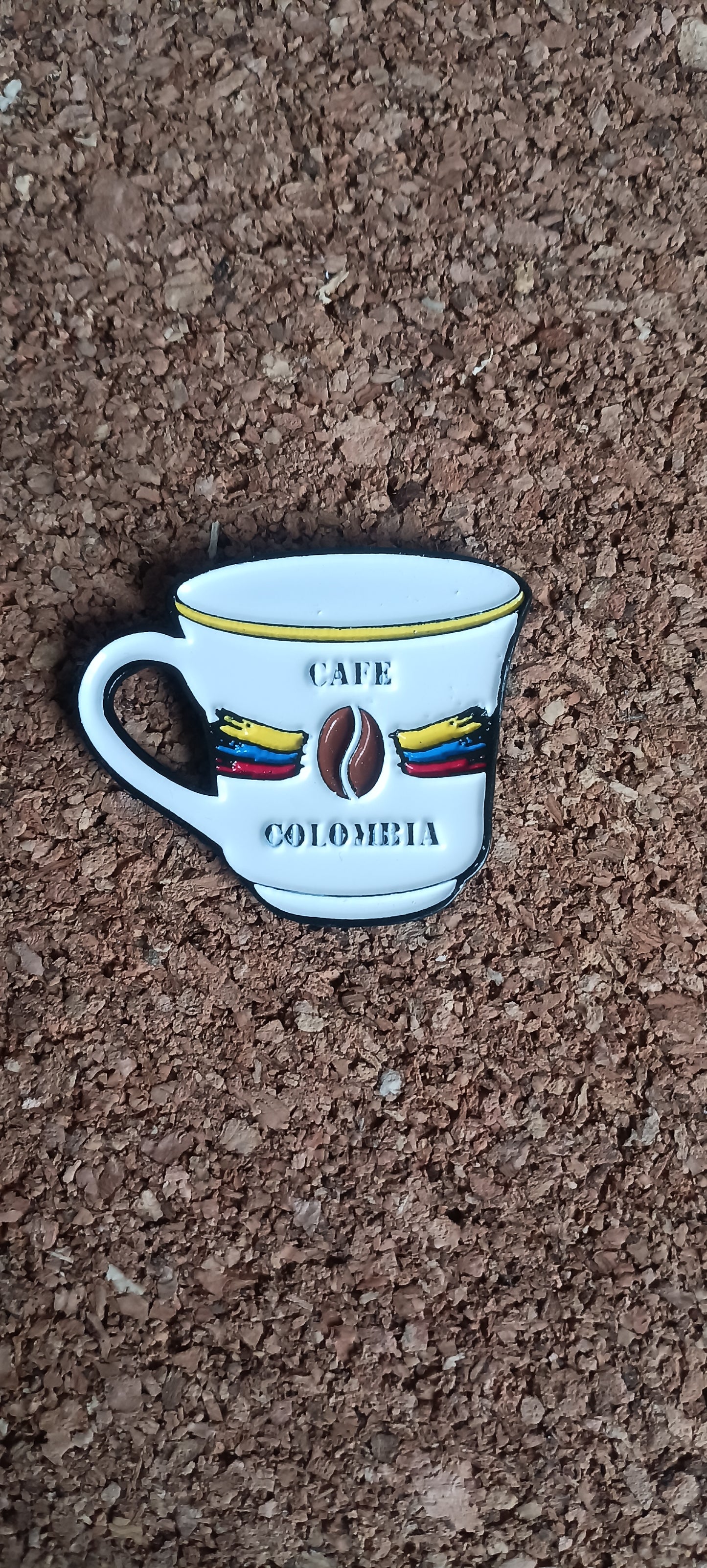 Pin Taza De Café Colombiano Metálico