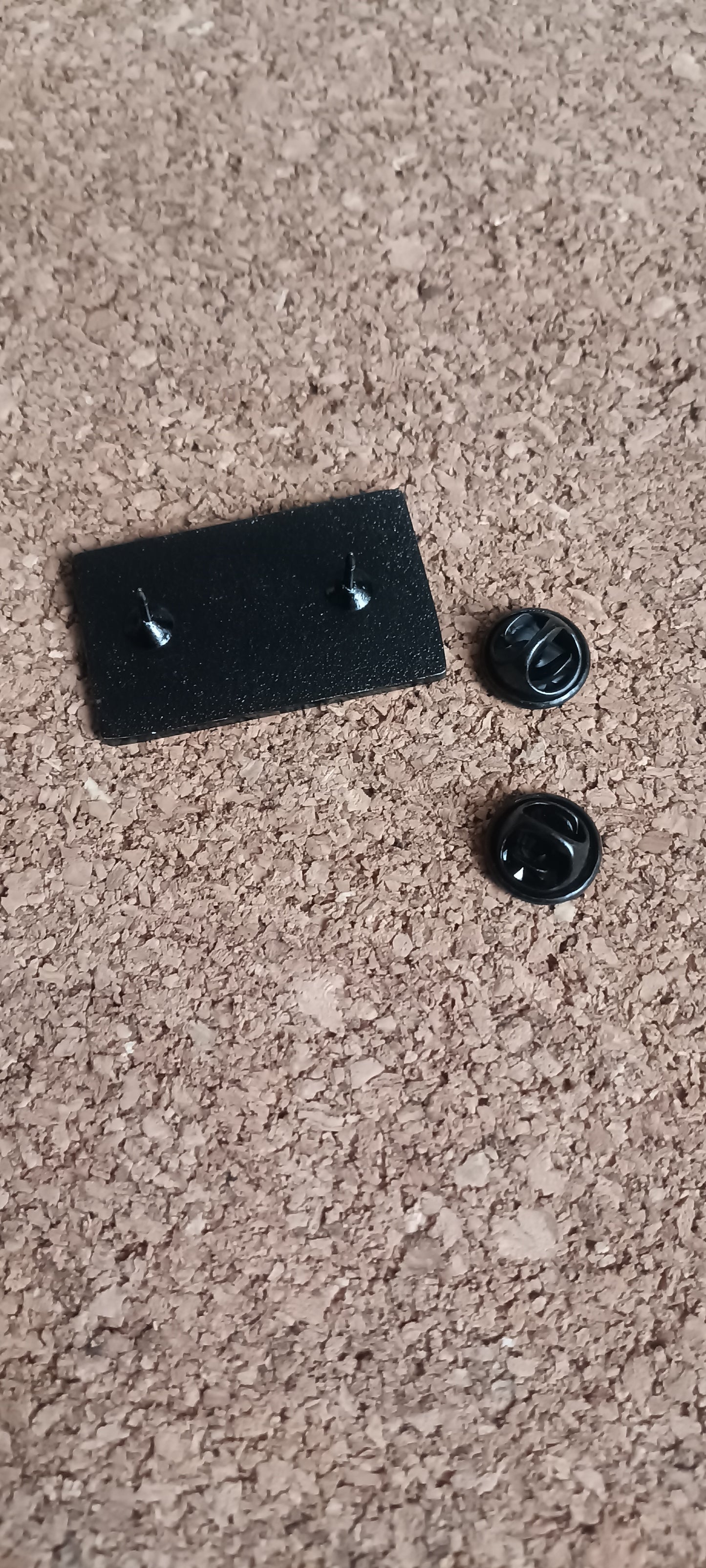 Pin Que Chimba Parce Metálico