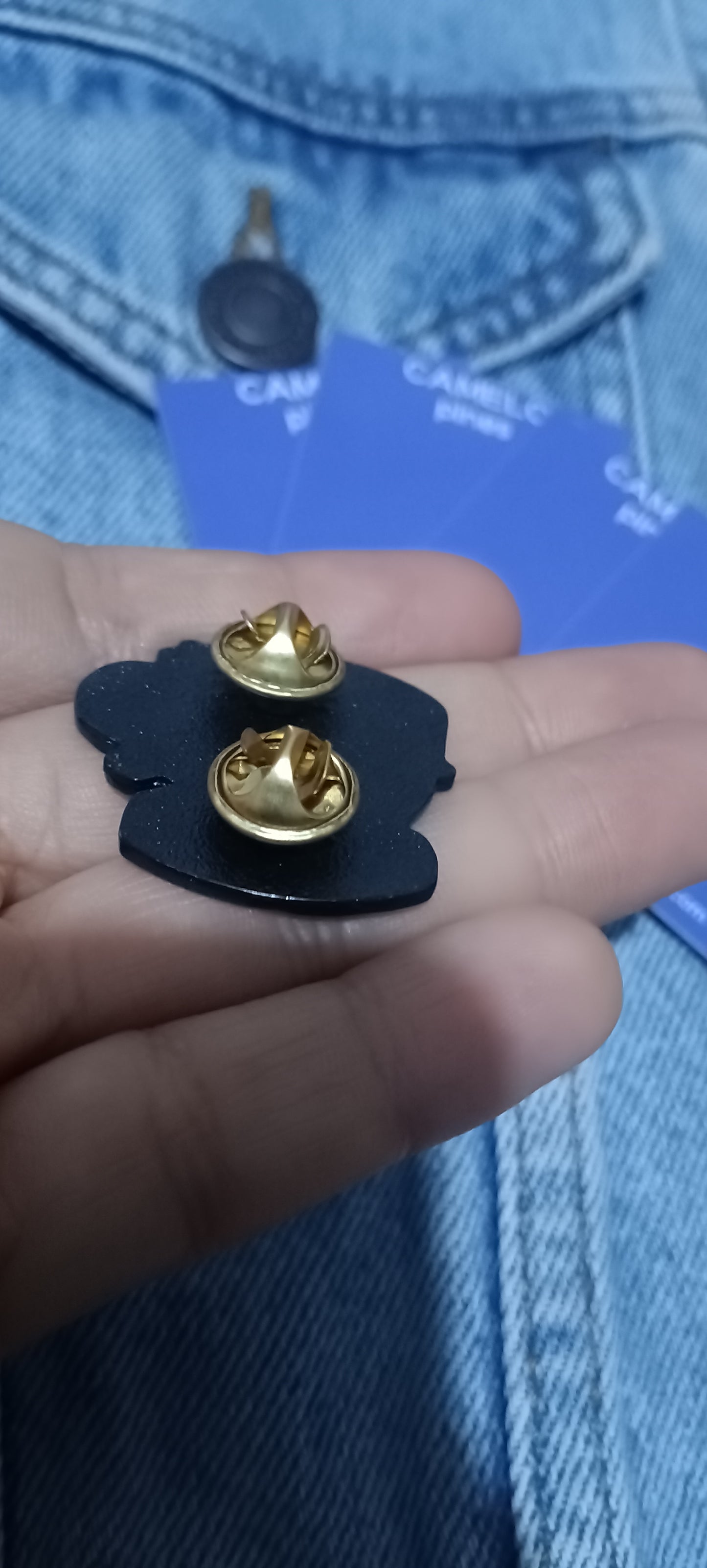 Pin Taza De Capuchino Metálico