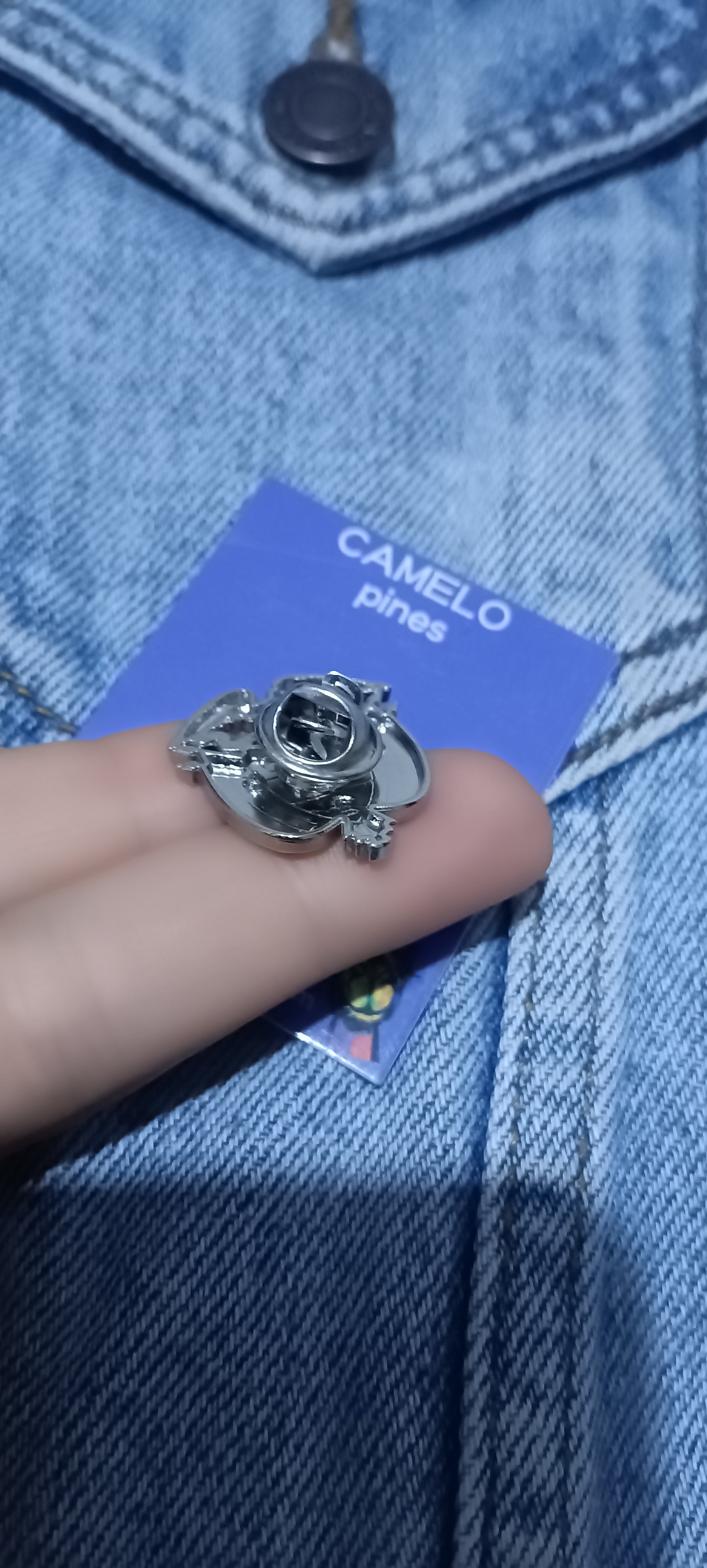 Pin Escudo De Colombia Metálico