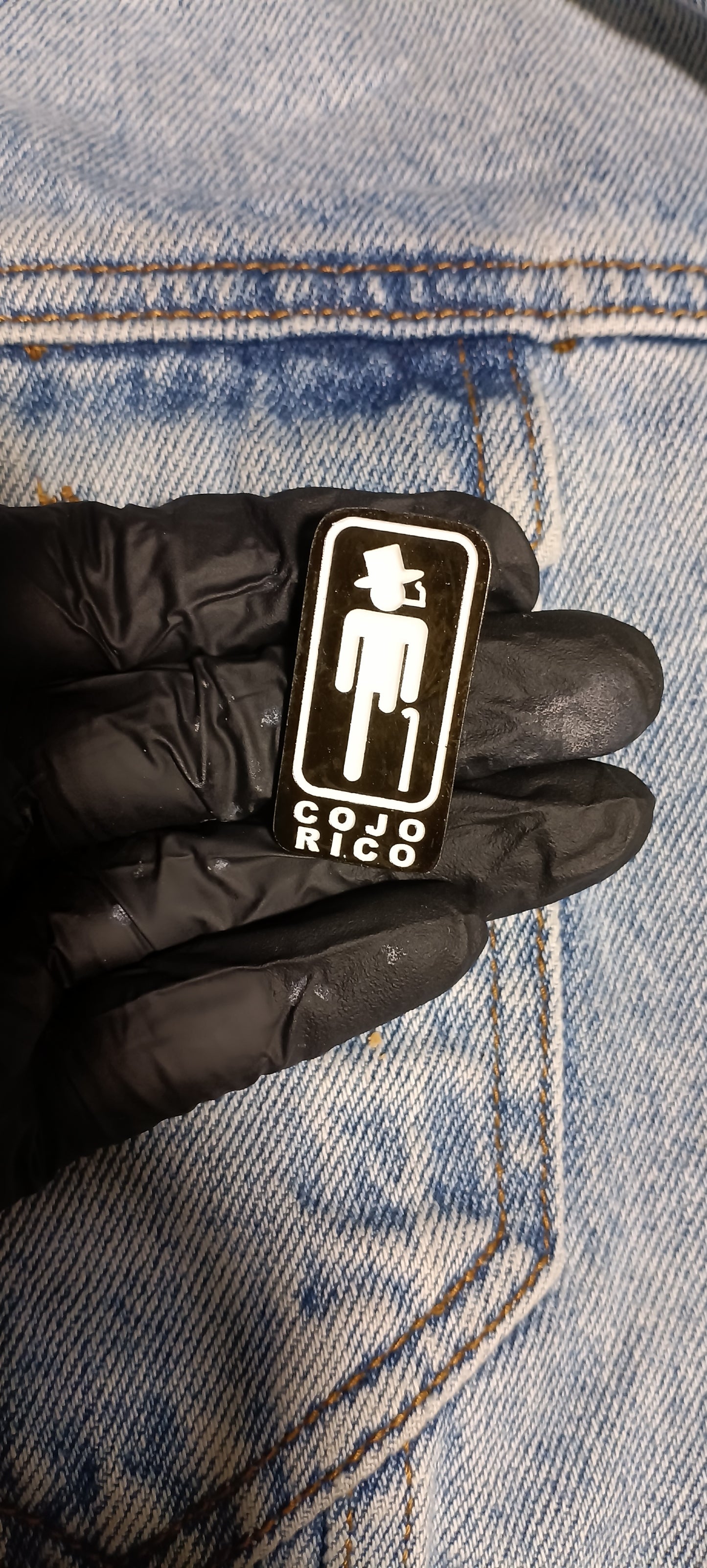 Pin Cojo Rico Metálico