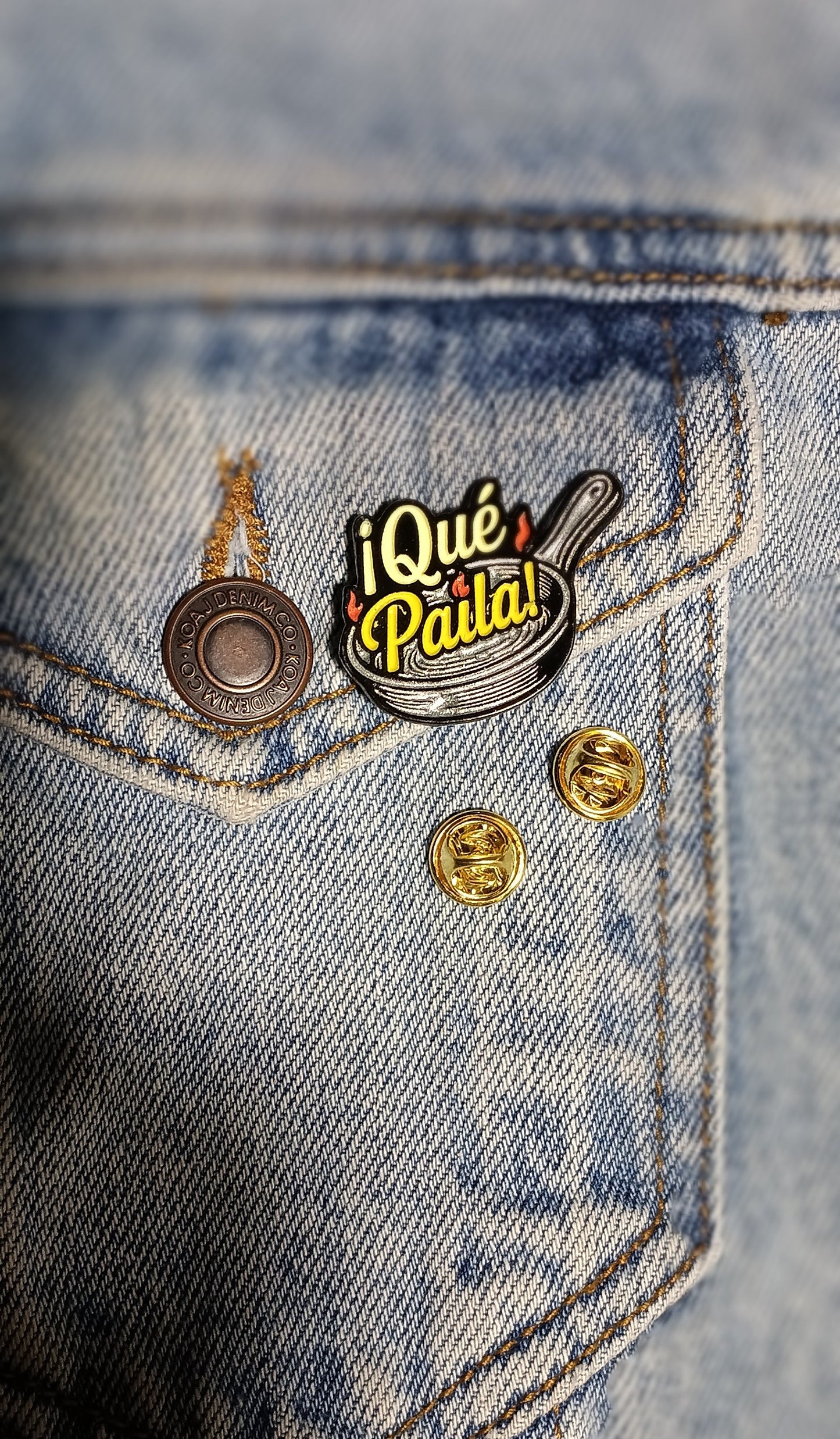 Pin Qué Paila Metálico