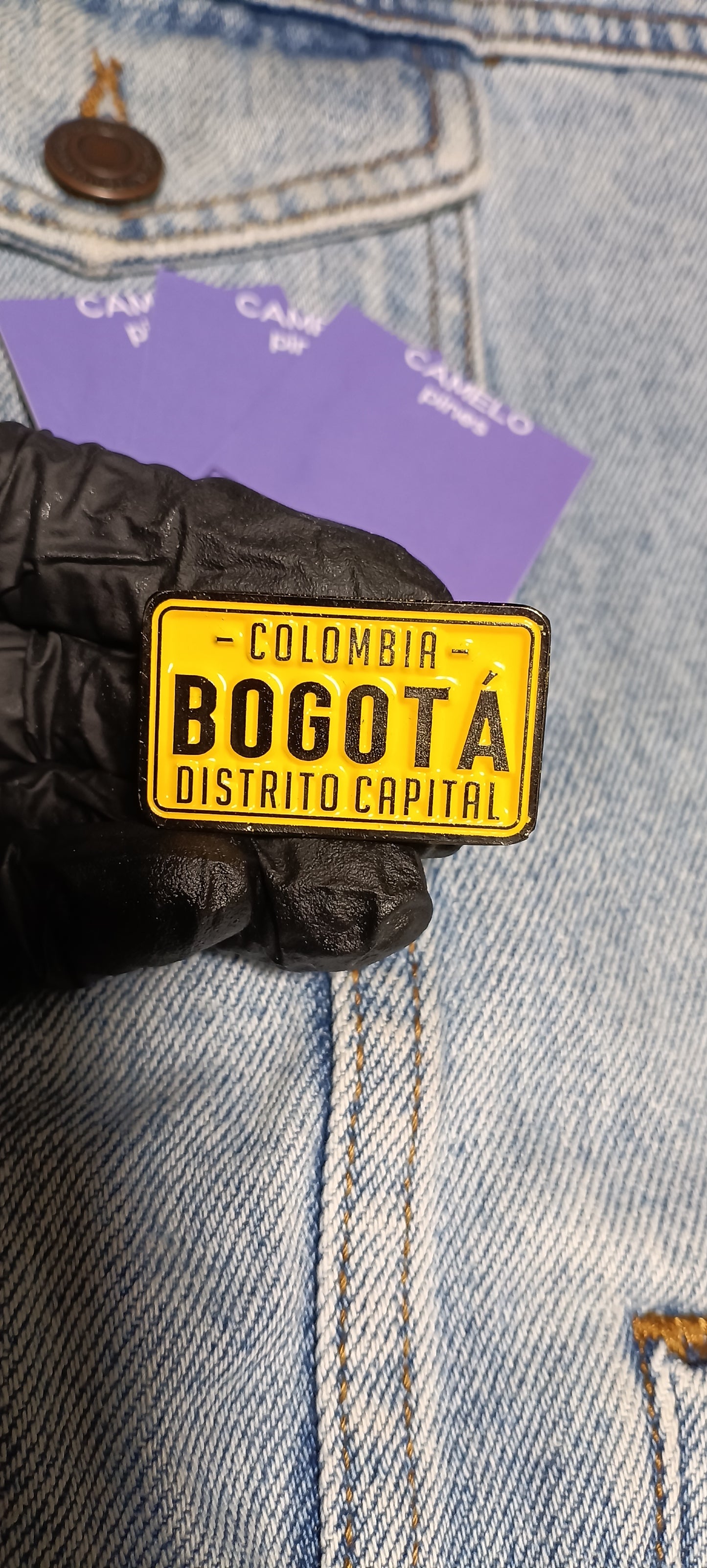 Pin Bogotá Colombia Placa Metalico