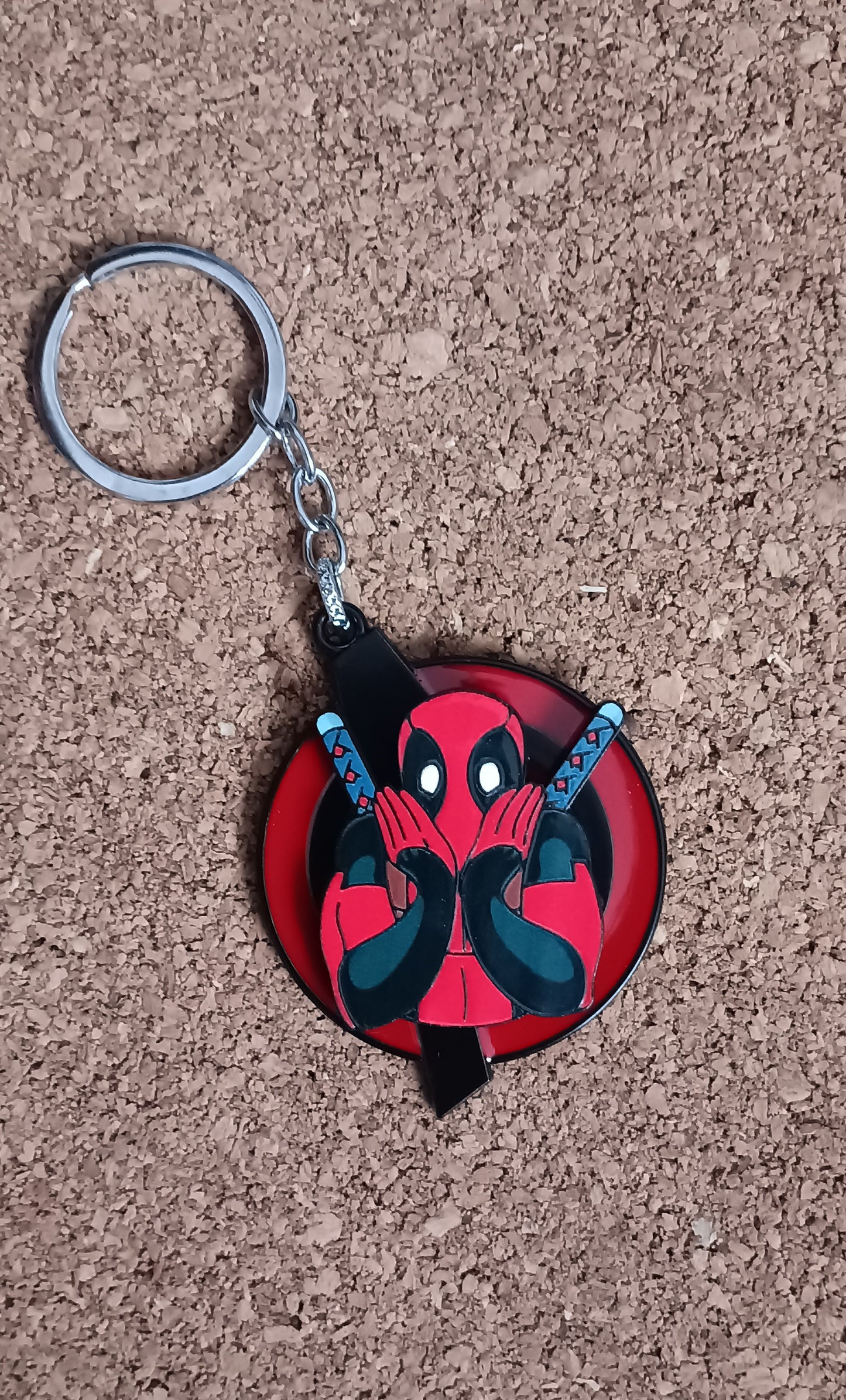 Llavero Deadpool Metálico Movil